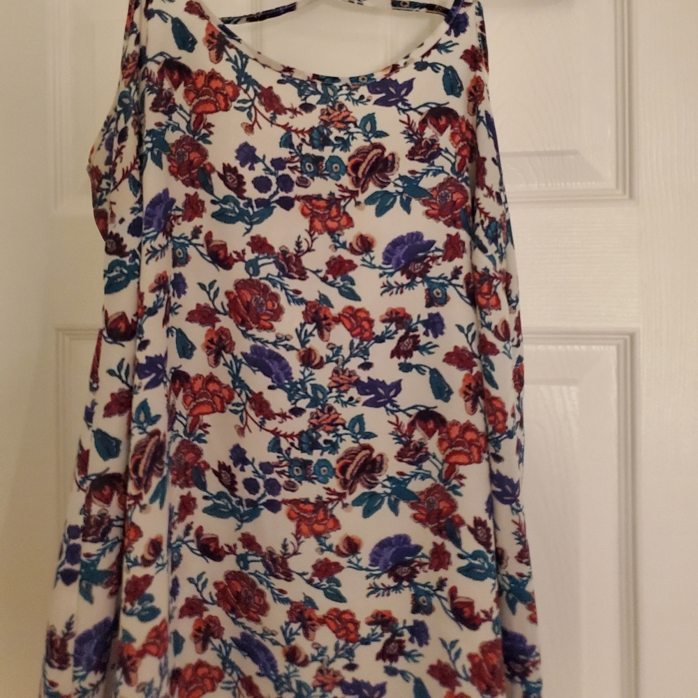 WOMEN'S SIZE LARGE BLUE FLORAL FLOWY TANK TOP BY PINK ROSE